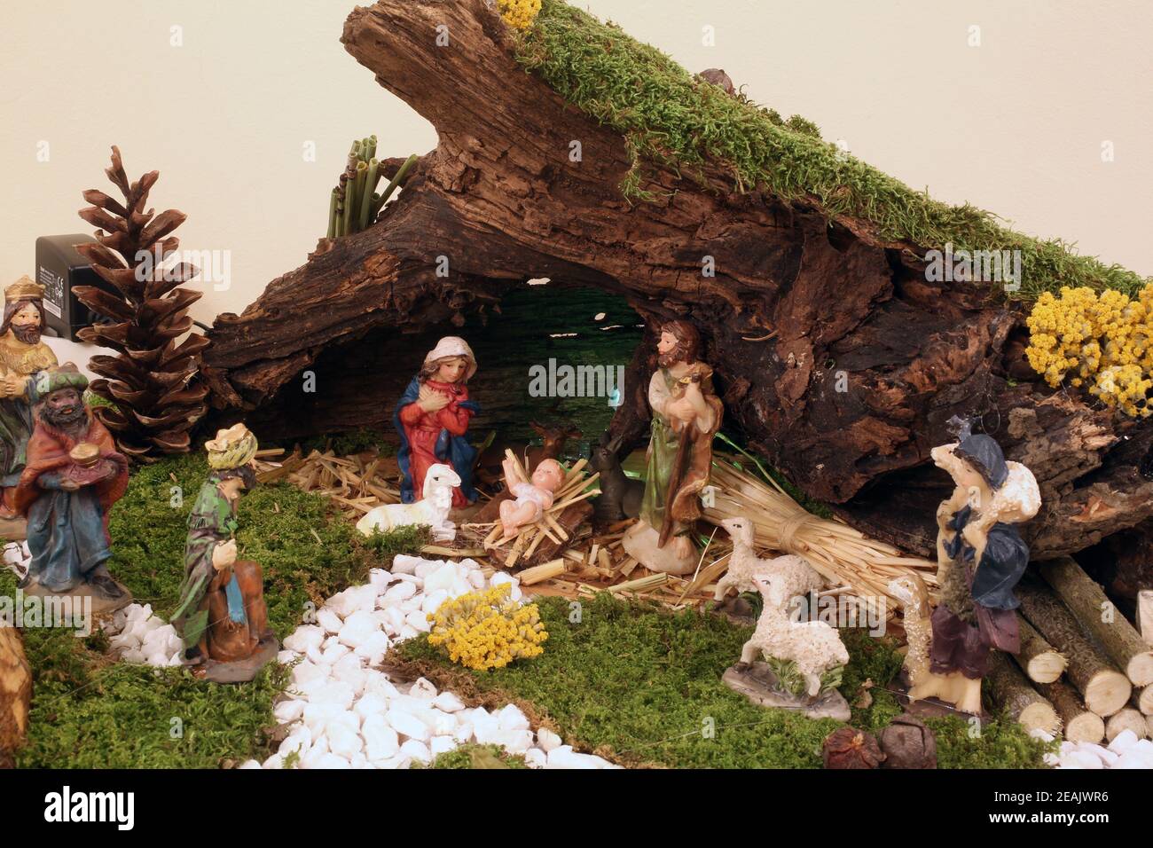 Exposición de pesebres navideños en el monasterio de las Hermanas siervos  del Niño Jesús en Zagreb, Croacia Fotografía de stock - Alamy