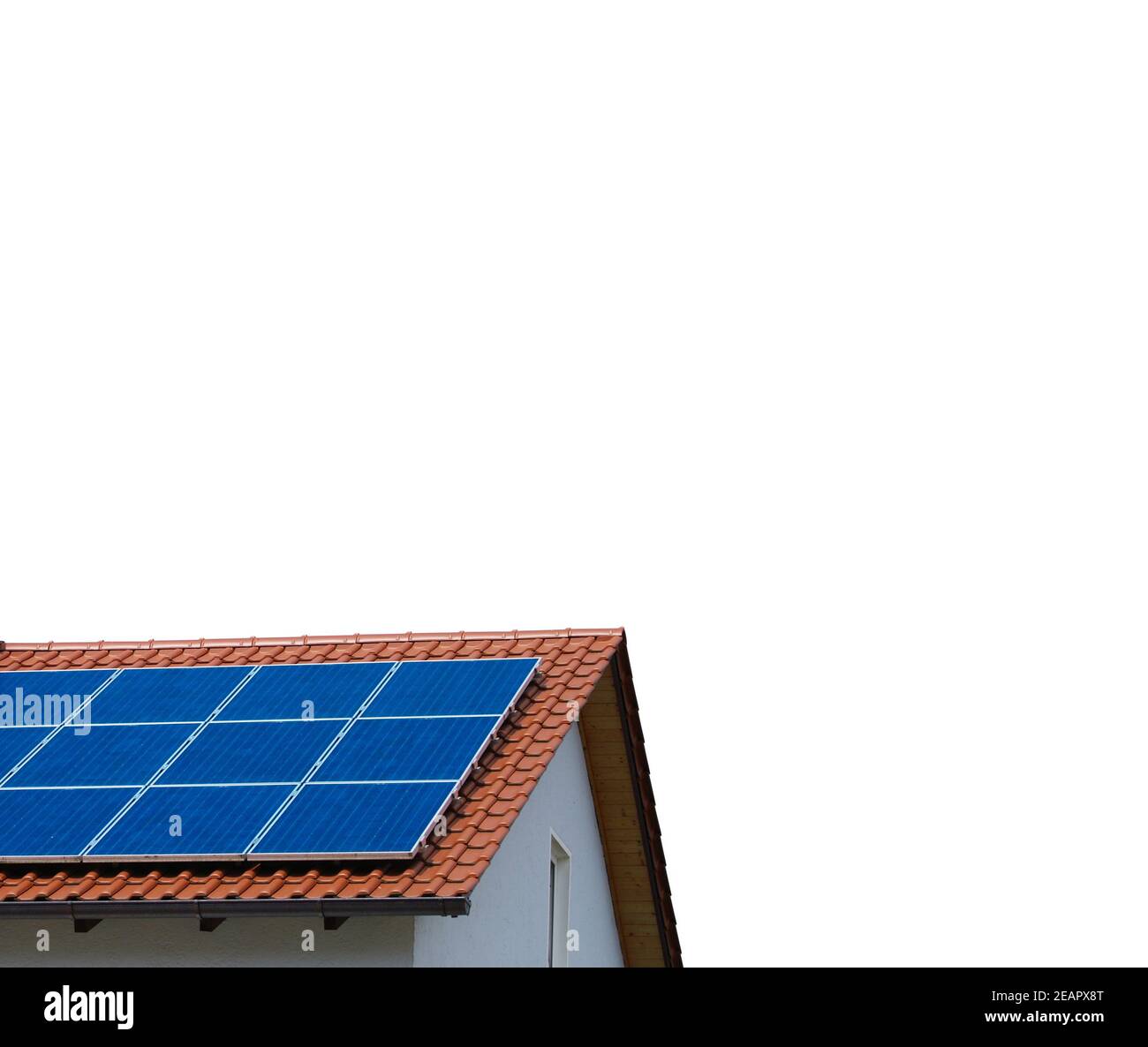 Paneles solares en el techo de la casa Foto de stock