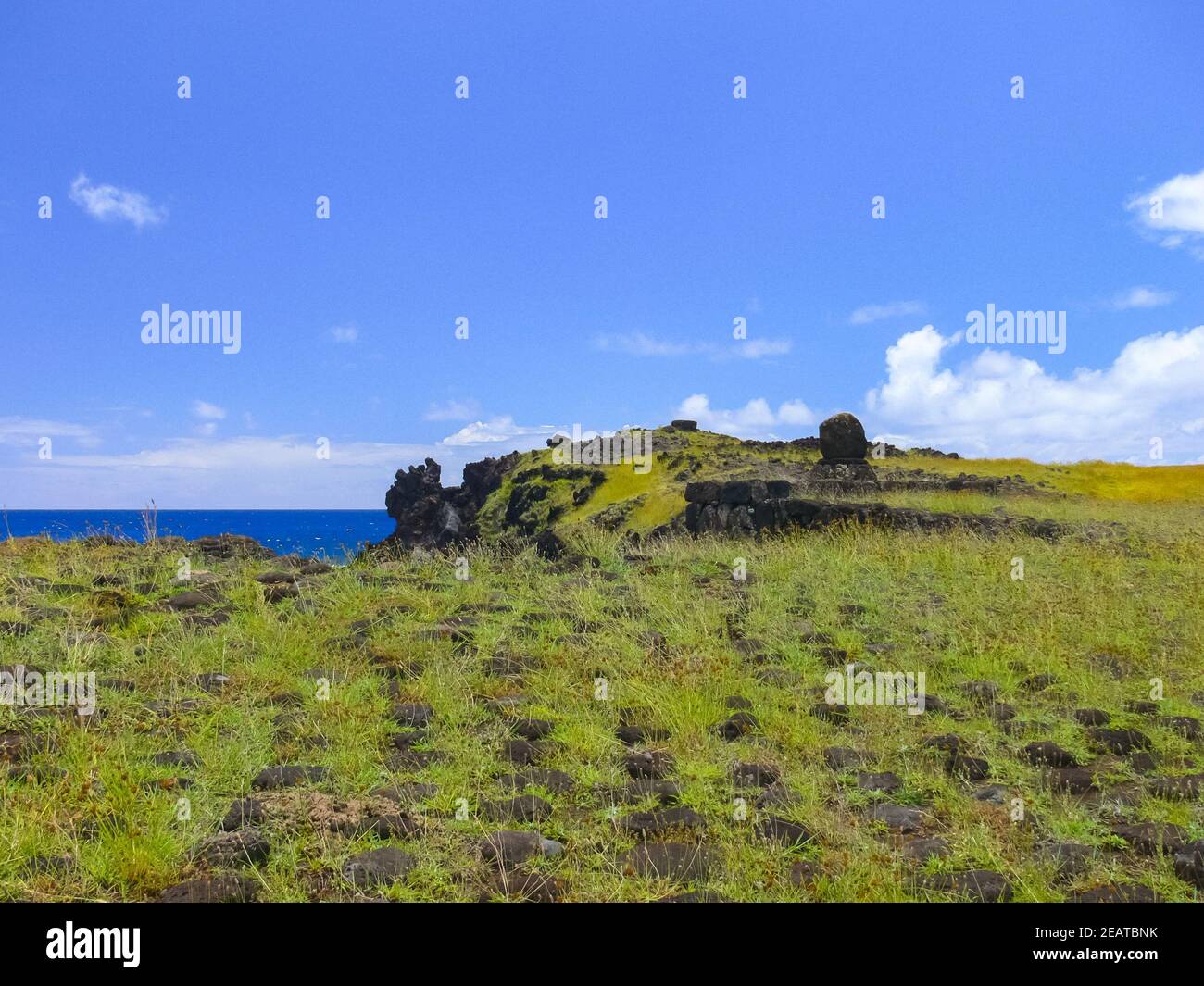 Naturaleza de la Isla de Pascua, paisaje, vegetación y costa. Foto de stock