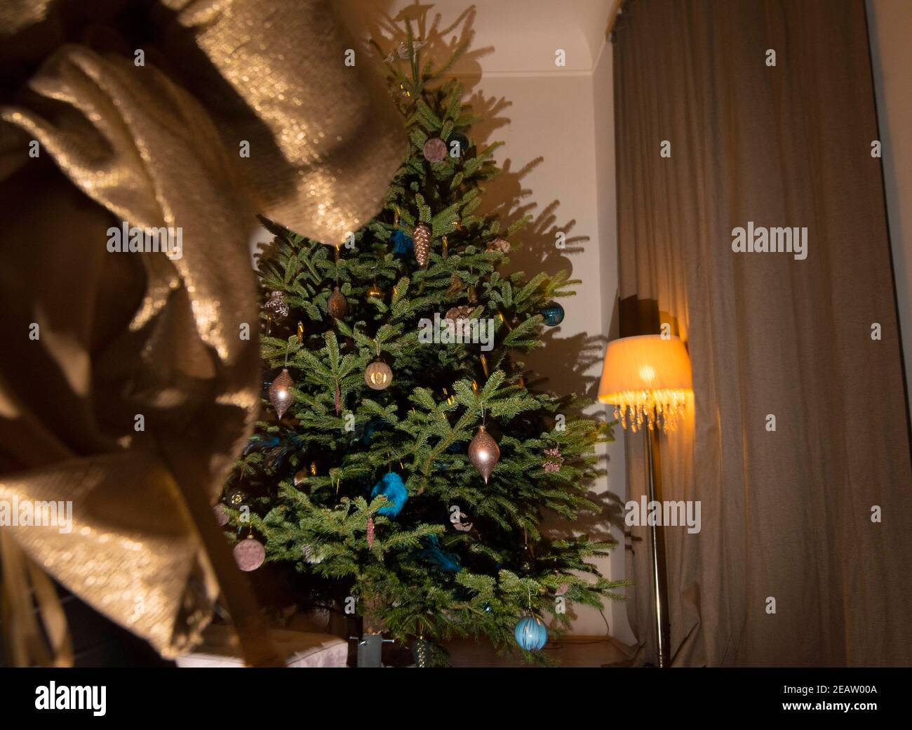 adornos de árbol de navidad para el árbol de navidad Foto de stock