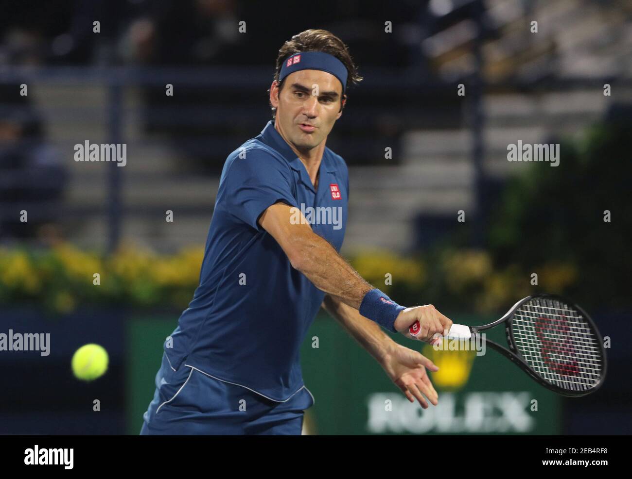Tenis - ATP 500 - Dubai Campeonato de Tenis - Dubai Duty Free Tennis  Stadium, Dubai, Emiratos Árabes Unidos - 1 de marzo de 2019 Roger Federer  de Suiza en acción durante