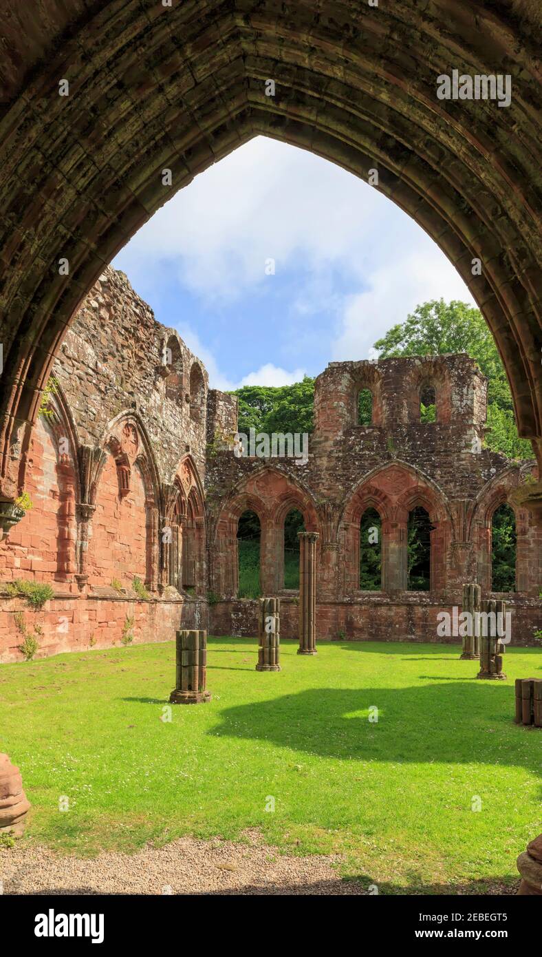 Ruinas de la Abadía de Furness, la Sala Capitular, Cumbria Foto de stock