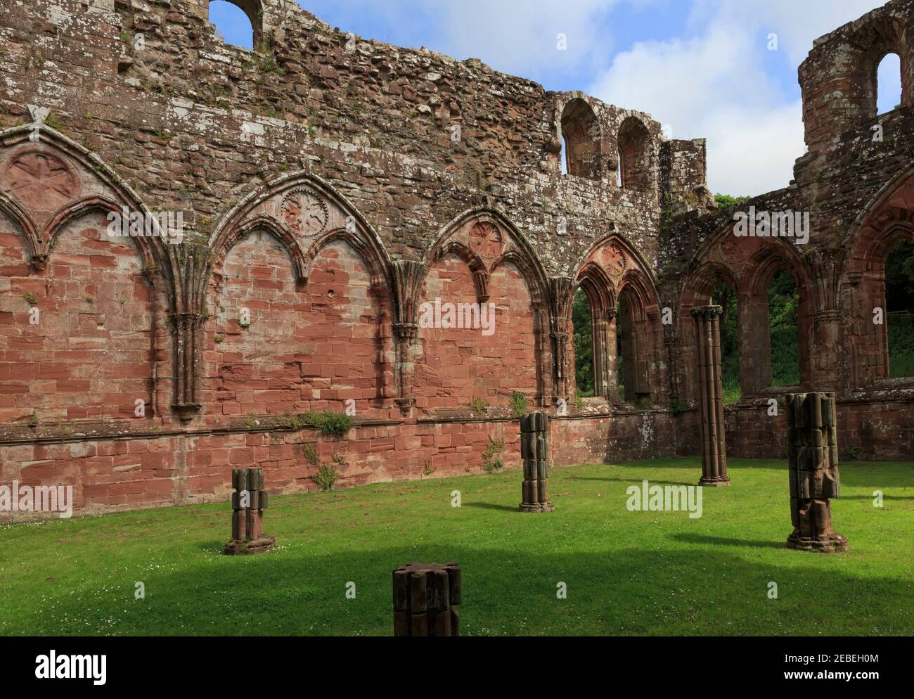 Ruinas de la Abadía de Furness, la Sala Capitular, Cumbria Foto de stock