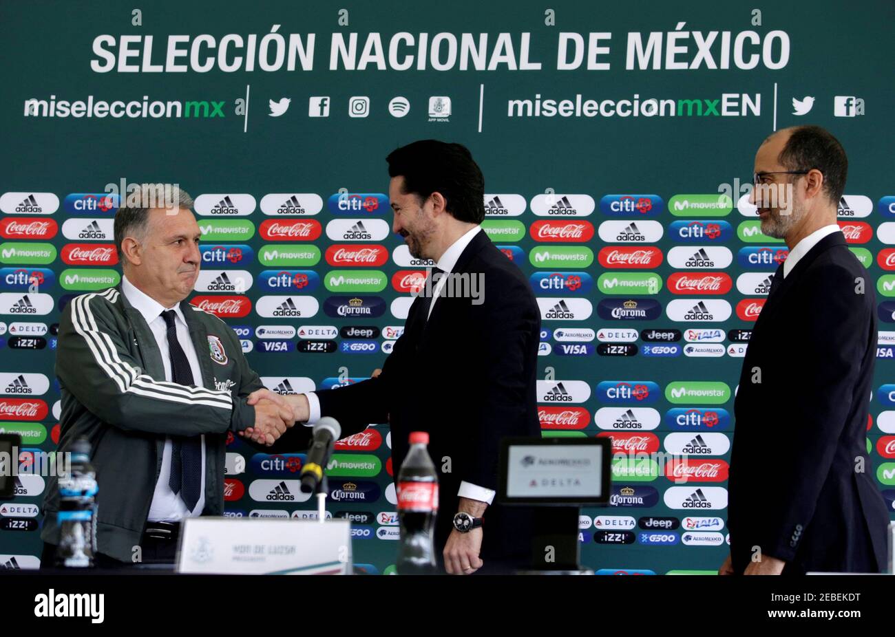 estrés Apuesta corazón REFILE - CORRIGIENDO FECHA Fútbol - México - Gerardo Martino presentado  como nuevo entrenador del equipo nacional de México, Ciudad de México,  México - 7 de enero de 2019 entrenador argentino de