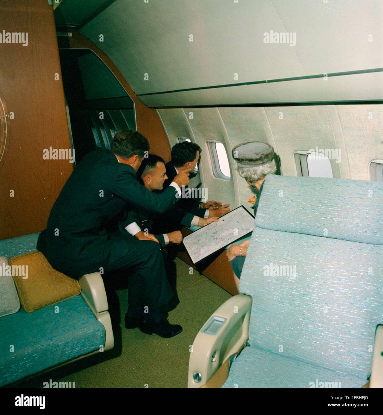Viaje a Maine u0026 Massachusetts: Maine, vuelo sobre Bahía Passamaquoddy  con los Senadores de Maine Edmund Muskie y Margaret Chase Smith, 12:15PM.  Presidente John F. Kennedy, Subdirector de Obras Civiles para las