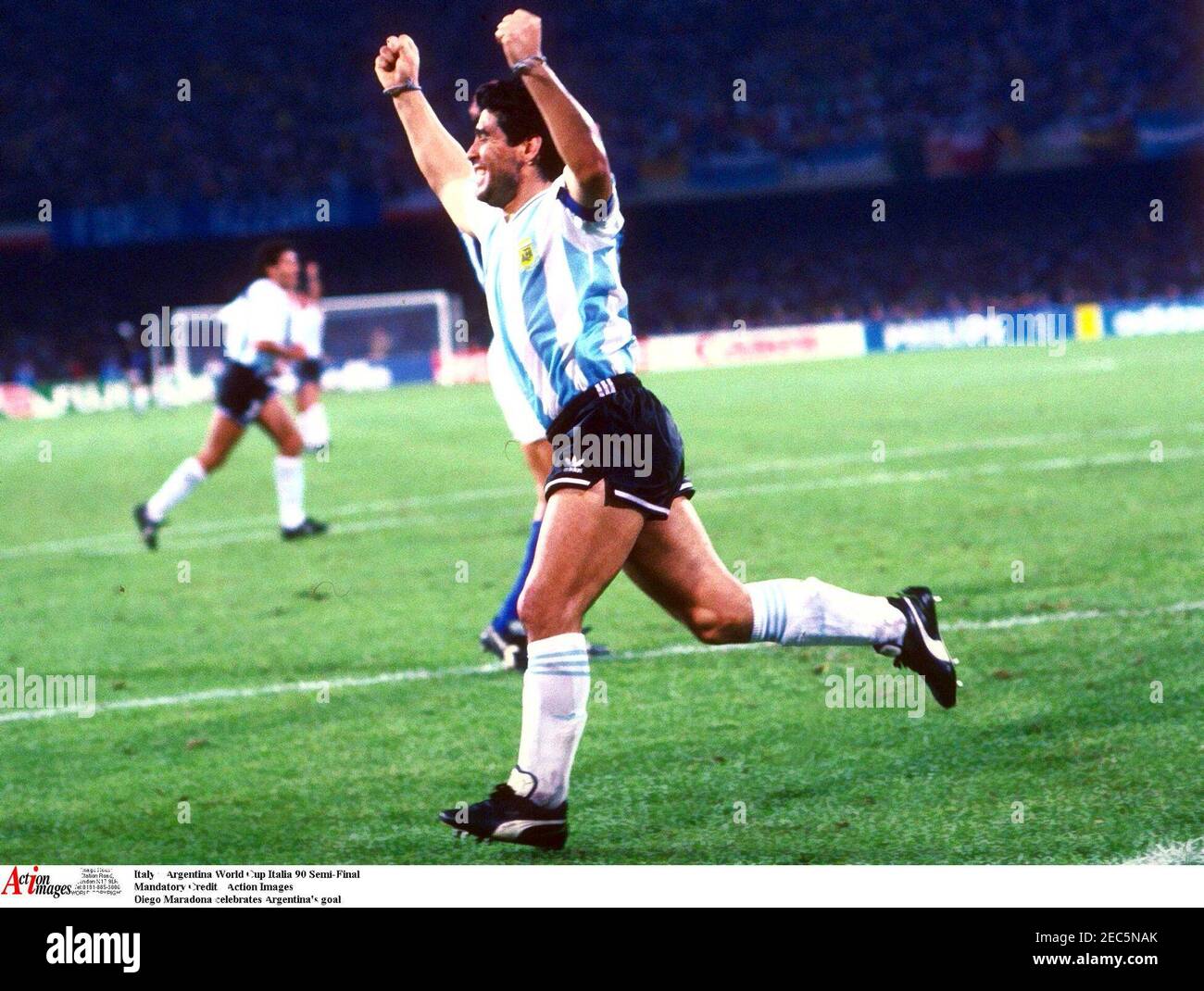 Fútbol Mundial 90 Italia Fotos e Imágenes de stock - Alamy