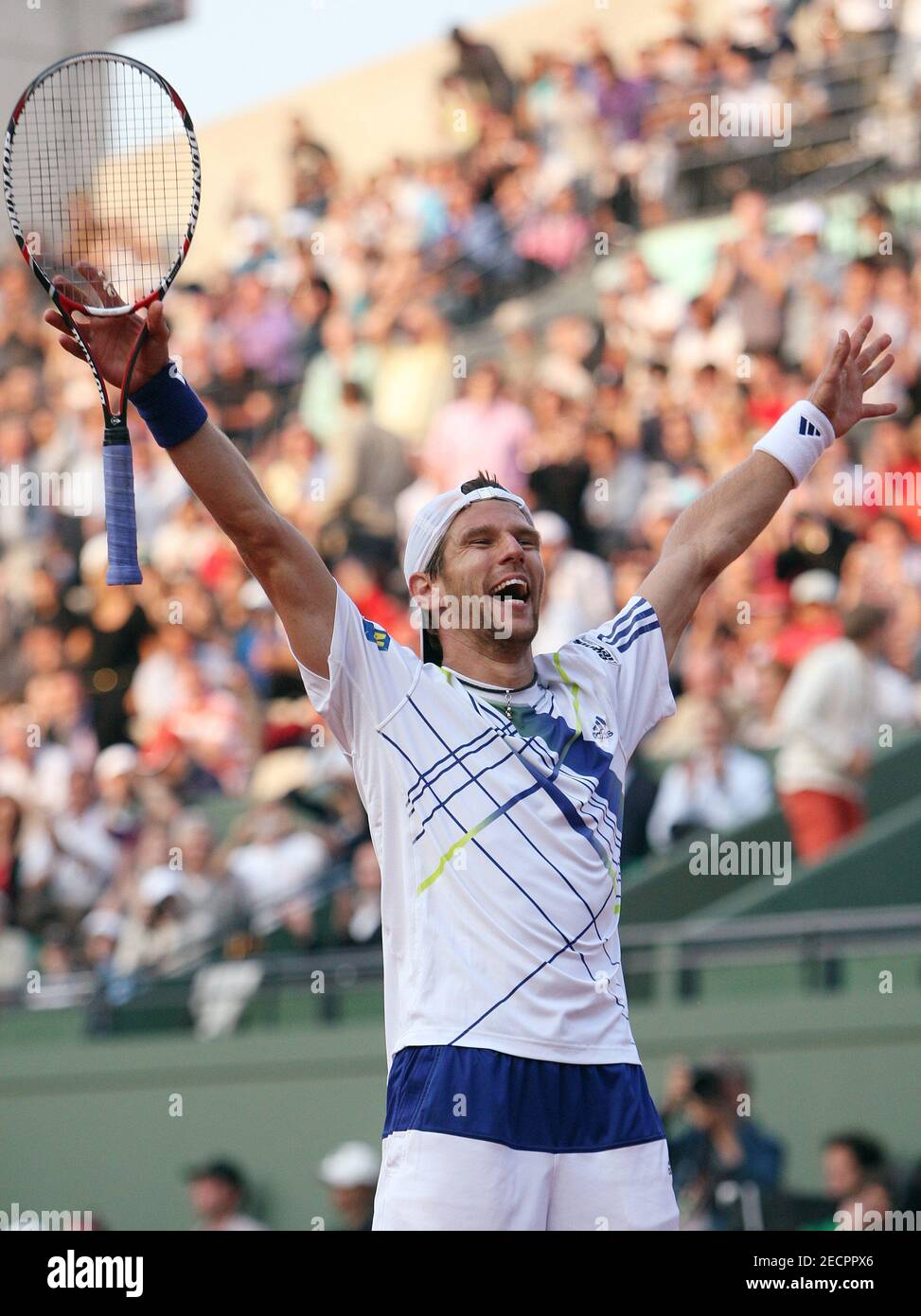 Tenis Abierto De Francia Roland Garros Paris Francia 2 6 10 Jurgen Melzer De Austria Celebra