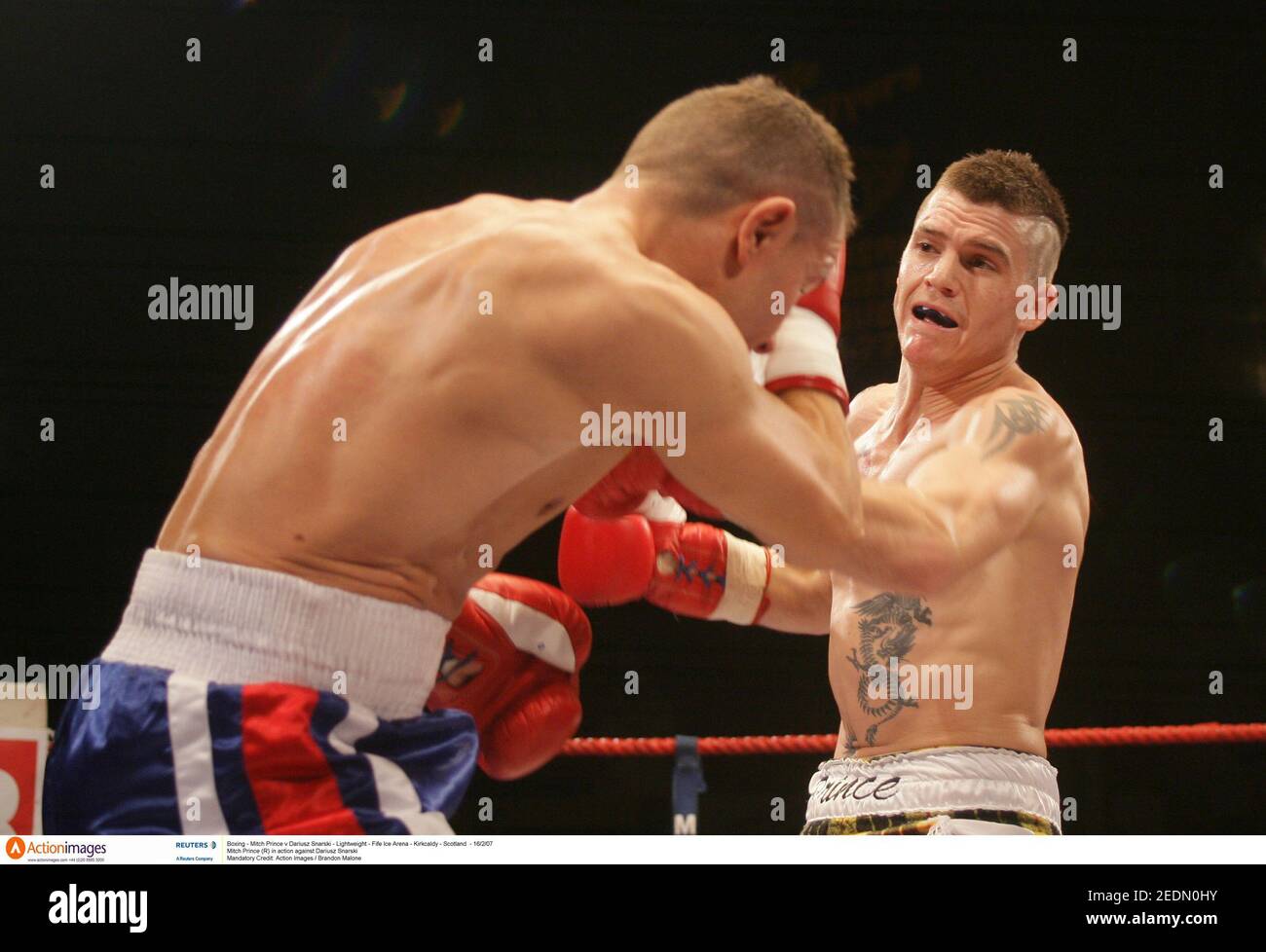 Boxeo Mitch Prince v Dariusz Snarski ligero Fife Ice Arena