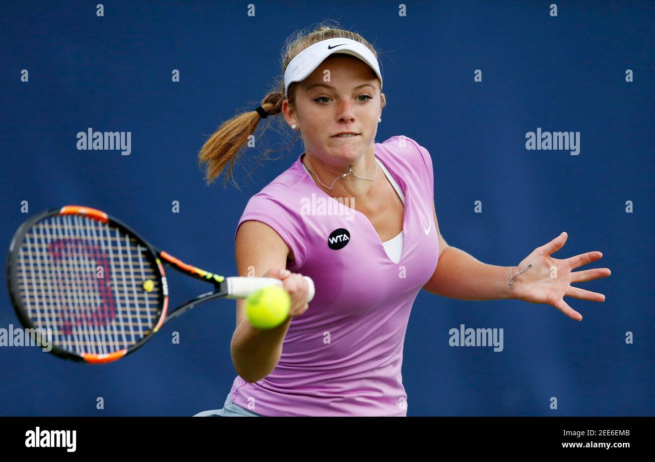 Tenis - Aegon Classic - Edgbaston Priory Club, Birmingham - 15/6/15 Katie Swan de Gran Bretaña en acción durante la primera ronda Imágenes de acción vía Reuters / Andrew Boyers Livepic Foto de stock