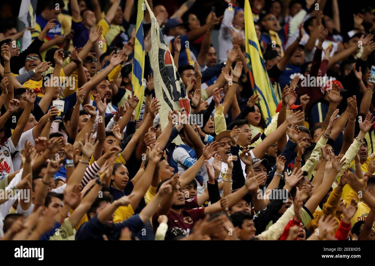 Fútbol - Liga MX Semi final Segunda pierna - America v Pumas, Azteca  Stadium, Ciudad de México, México - 9 de diciembre de 2018 Estados Unidos  antes del partido REUTERS/Henry Romero Fotografía de stock - Alamy