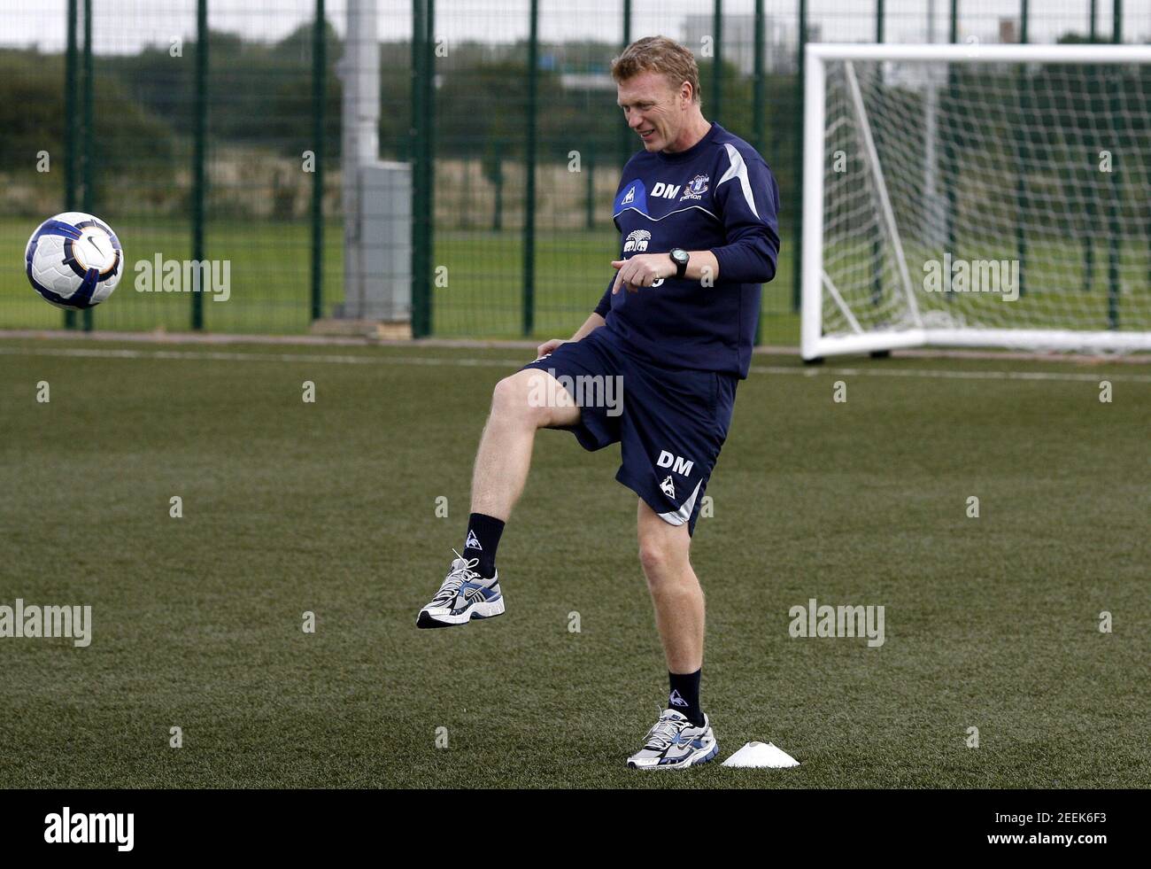 Tenis / Fútbol - Andy Murray visita el Everton FC Training Ground antes de  la Copa Davis GB en el Liverpool Echo Arena - Everton Training Ground,  Finch Farm - 15/9/09 David