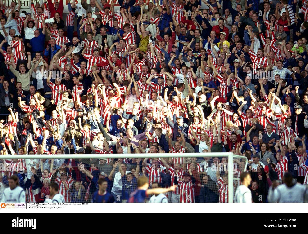 Fútbol - FA Barclaycard Premeriship - Bolton Wanderers v Sunderland - 29/9/01 fanáticos de Sunderland crédito obligatorio: Imágenes de acción / Rudy Lhomme Foto de stock