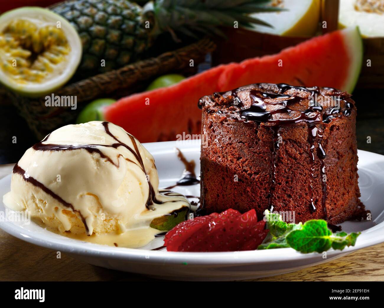 Petit Gateau Fotografia De Stock Alamy