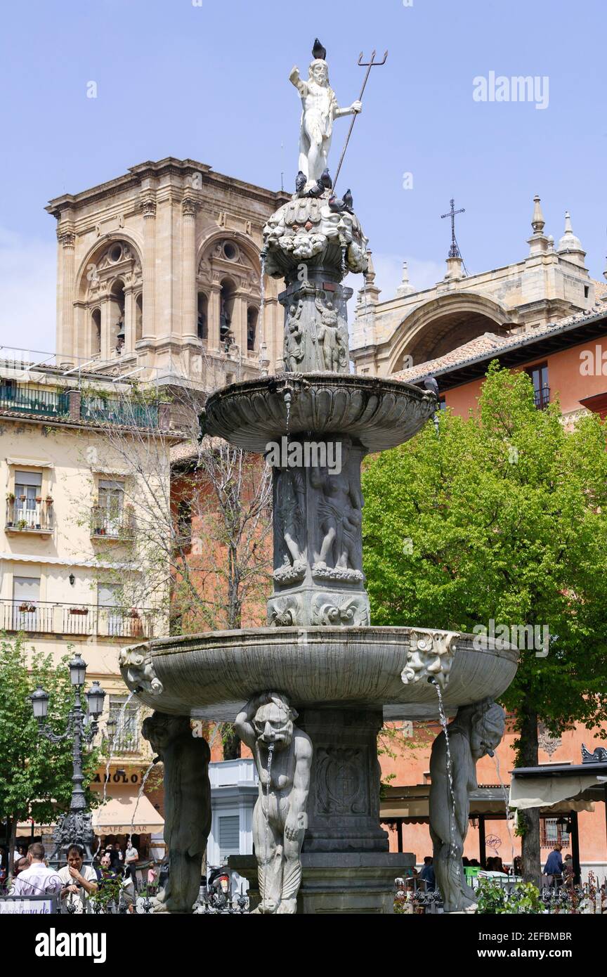 La Piaza de Bib Rambla Granada Andalucía España Foto de stock