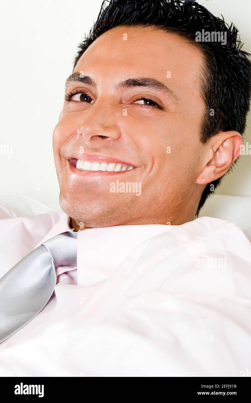 Close-up de un empresario sonriente Foto de stock