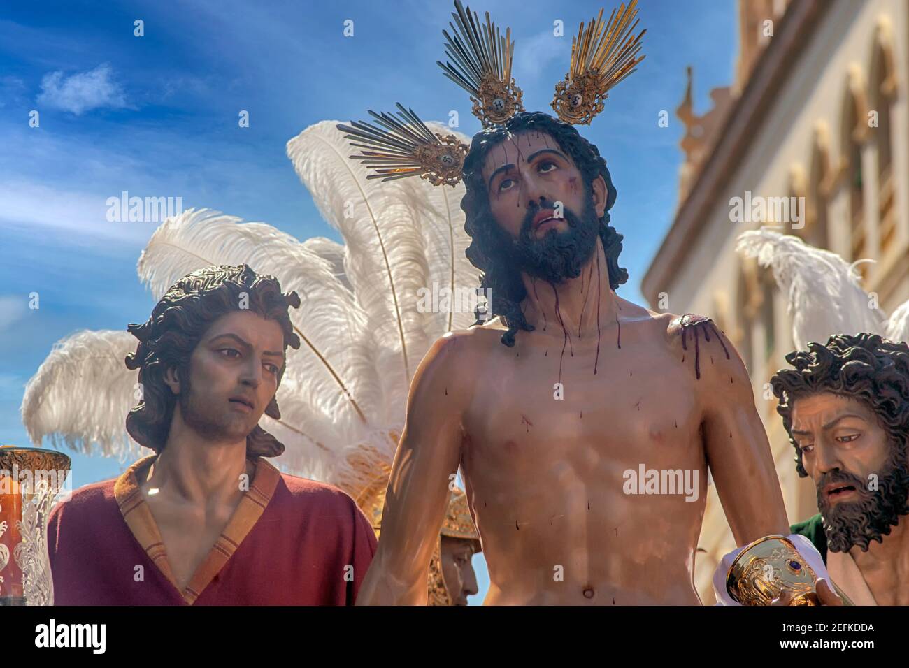 Semana Santa de Sevilla, la Hermandad de Jesús despojó de sus vestidos  Fotografía de stock - Alamy