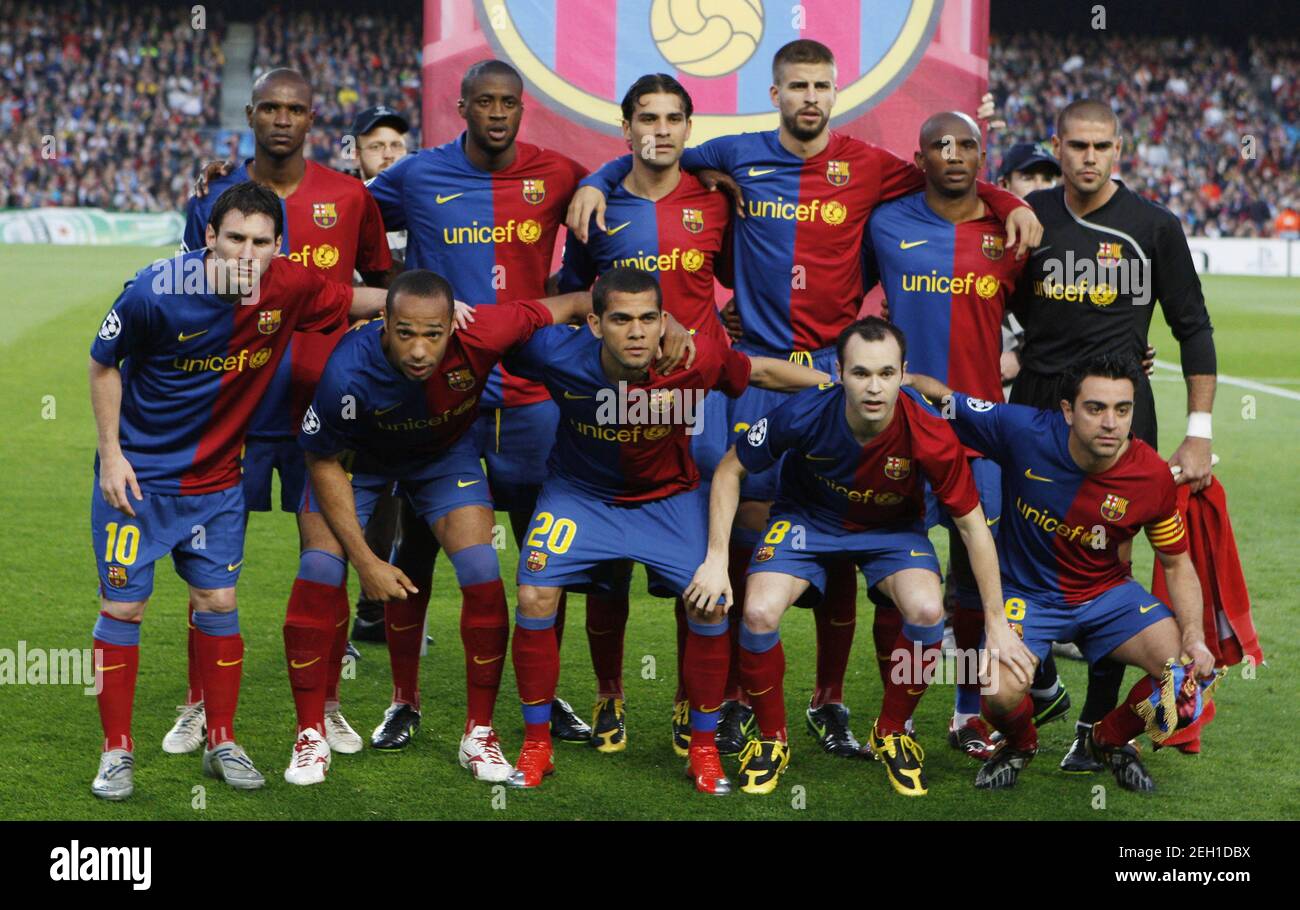 Futbol Fc Barcelona V Chelsea Uefa Champions League Semi Final Primera Pierna El Nou Camp Barcelona Espana 28 4 09 La Alineacion Del Equipo De Barcelona Antes Del Partido Credito Obligatorio Futbol Fc Barcelona V Chelsea Uefa Champions League Semi Final Primera Pierna El Nou Camp Barcelona Espana 28 4 09 La Alineacion Del Equipo De Barcelona Antes Del Partido Credito Obligatorio