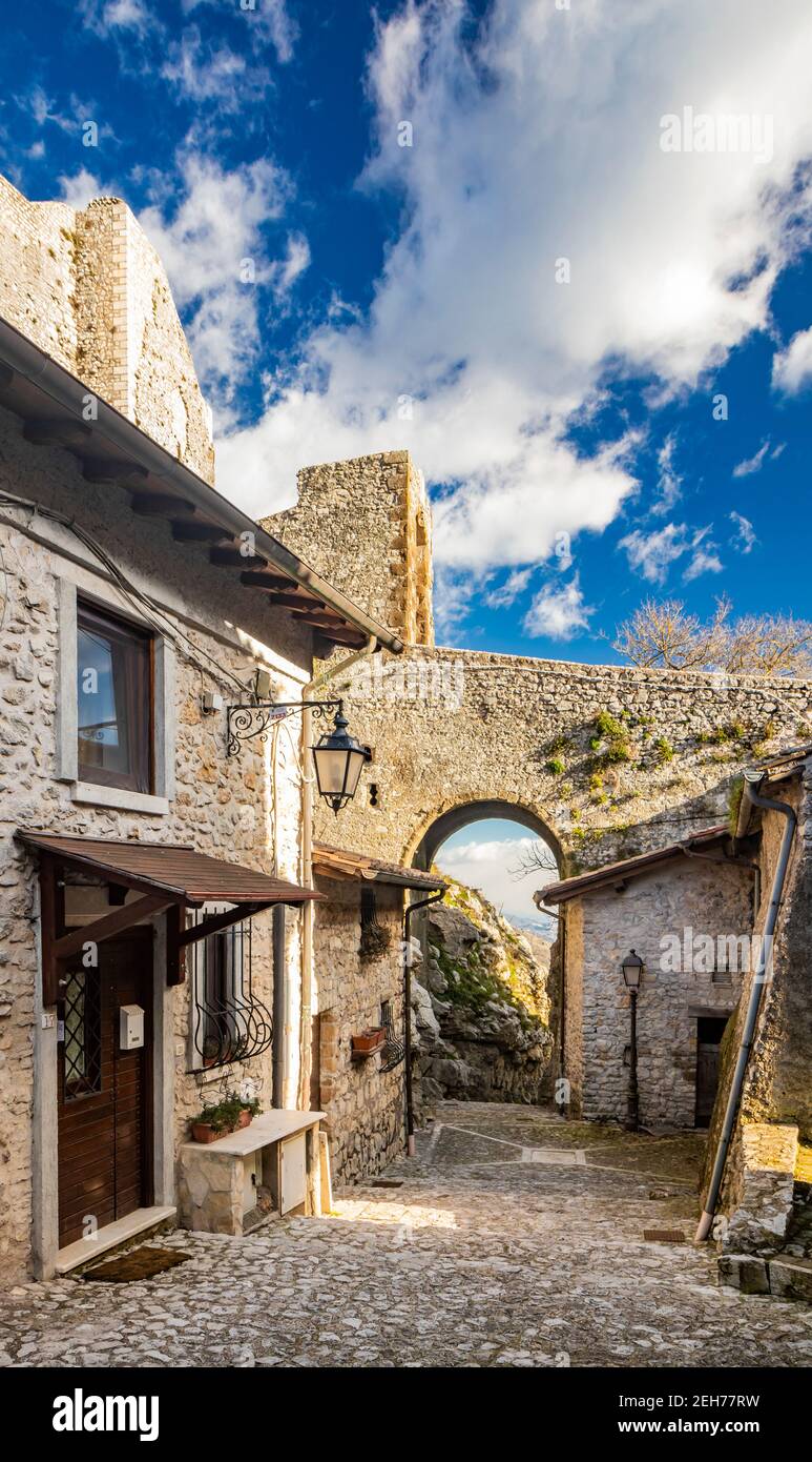 castel romano lacoste