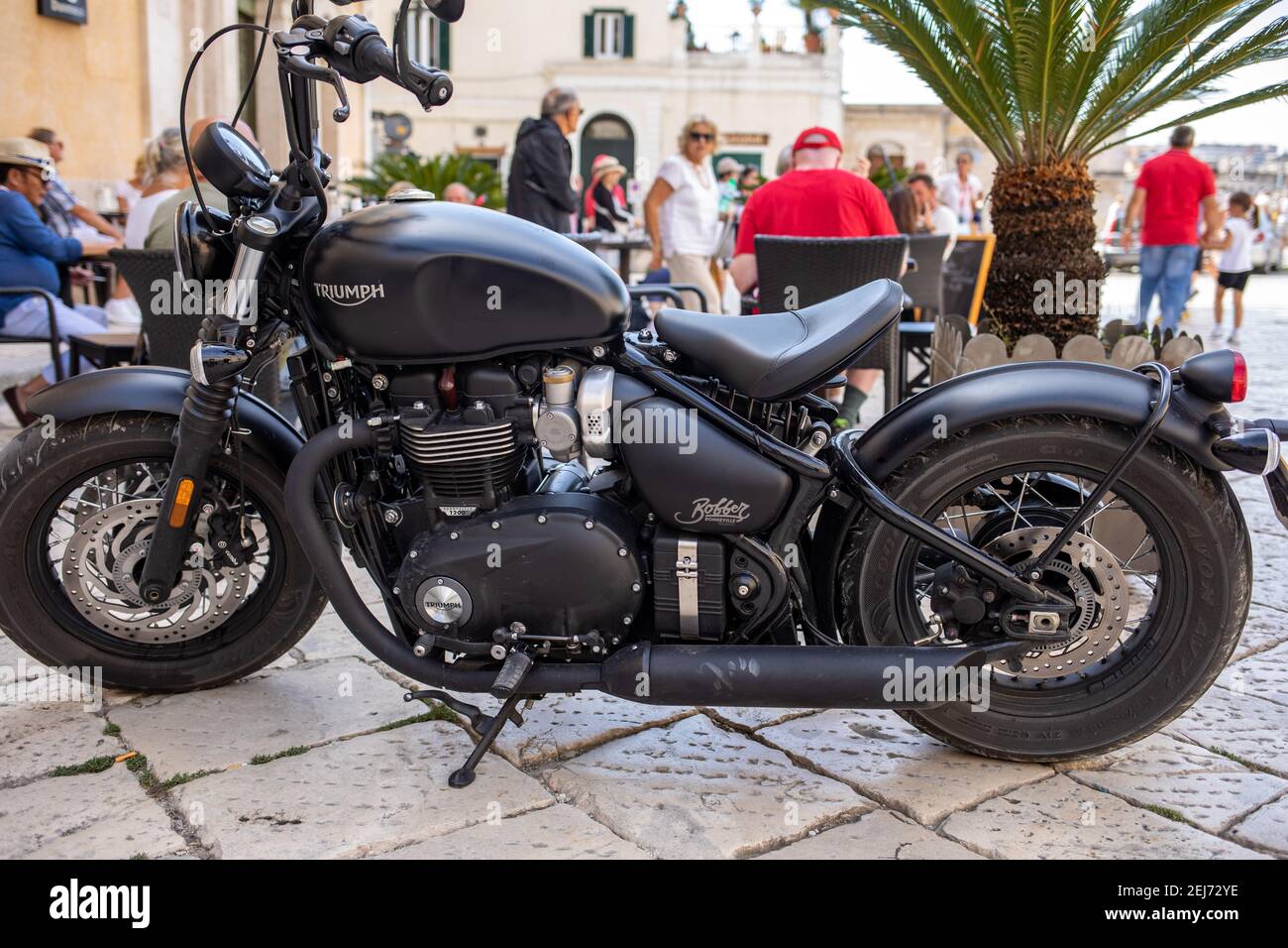 Triumph Motorcycle Parked Fotos E Imagenes De Stock Alamy Triumph Motorcycle Parked Fotos E Imagenes De Stock Alamy