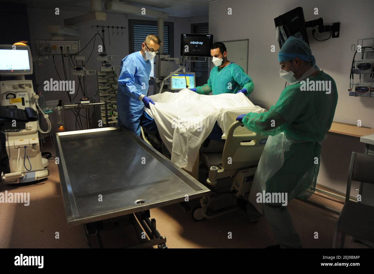 Covid-19 muertes en el hospital Foto de stock
