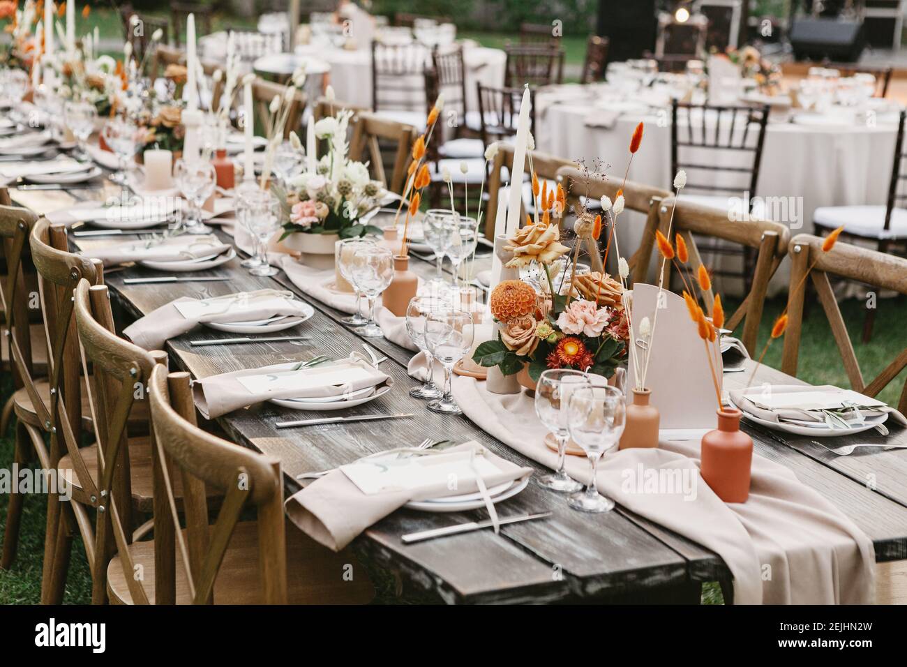 Boho wedding decor fotografías e imágenes de alta resolución - Alamy
