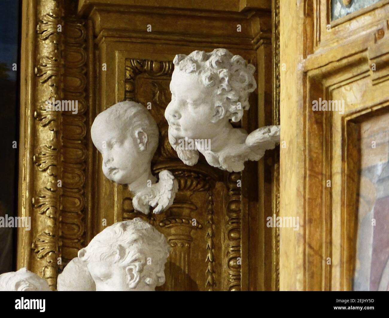 La magnífica estatua de Ludovica Albertoni del escultor italiano Gian Lorenzo  Bernini ha vuelto a vivir después de 6 meses de obras de restauración. El  Bernini, de 76 años, esculpió la estatua