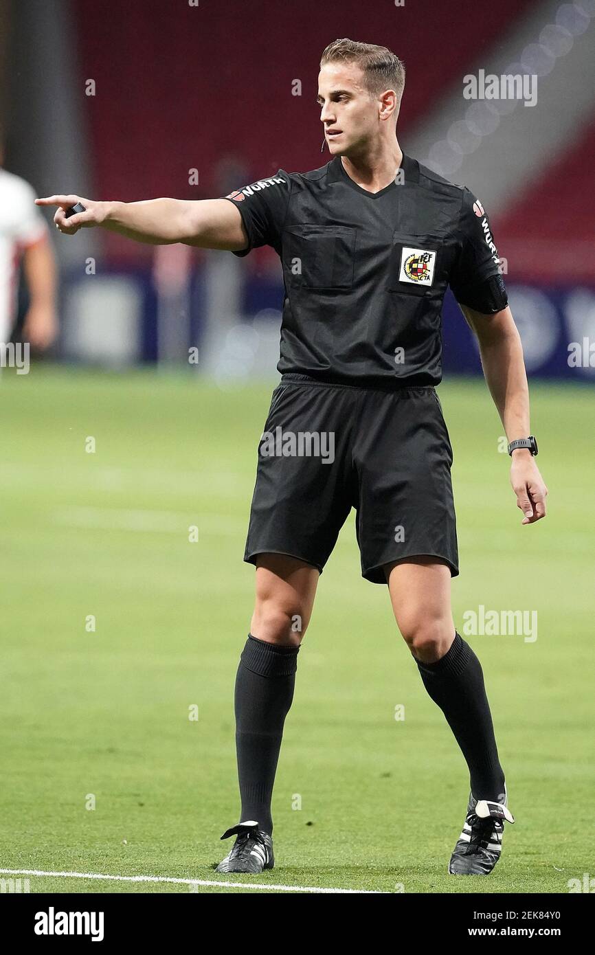 El árbitro español Javier Alberola Rojas durante el partido de la Liga.  Julio de 3,2020. (Foto de Acero/Alter Photos/Sipa USA Fotografía de stock -  Alamy