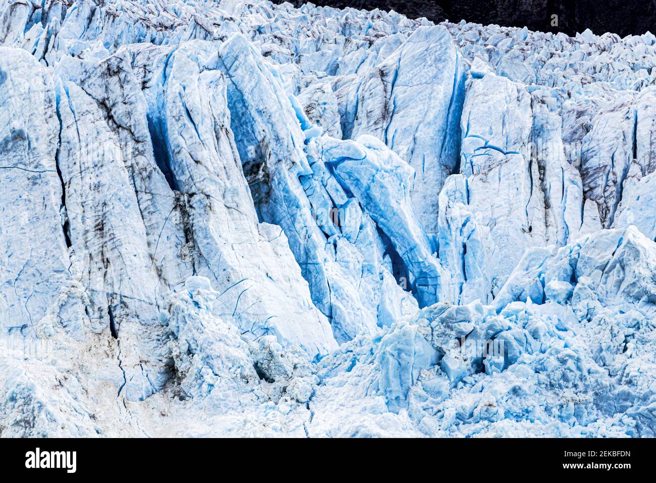 La cara rota del glaciar Margerie en la ensenada Tarr de Glacier Bay, Alaska, Estados Unidos Foto de stock