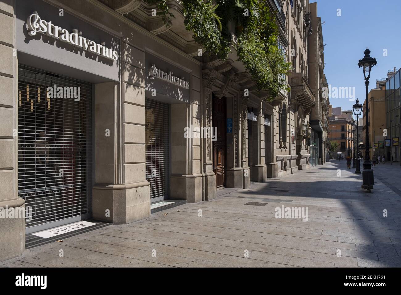 Una de las tiendas Stradivarius, una Marca del grupo se en el centro comercial del Portal del l'Àngel de Barcelona. Tras presentar pérdidas por primera vez, el gigante textil