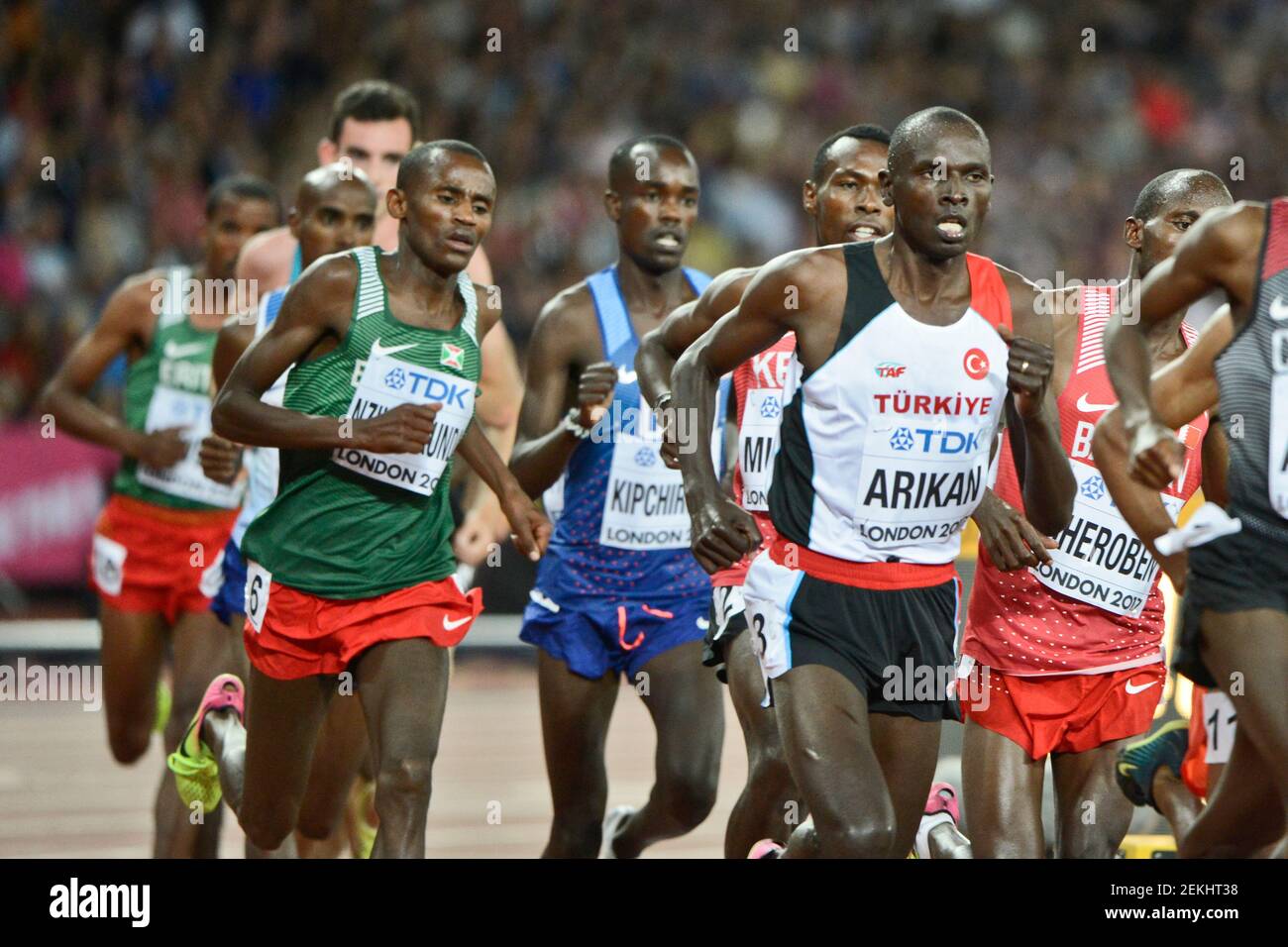 Polat Kemboi Arikan (Turquía), Shadrack Kipchirchir (EE.UU.), Onesphore Nzikwinkunda (Burundi). 10000 metros hombres - Campeonato Mundial de la IAAF Londres 2017 Foto de stock