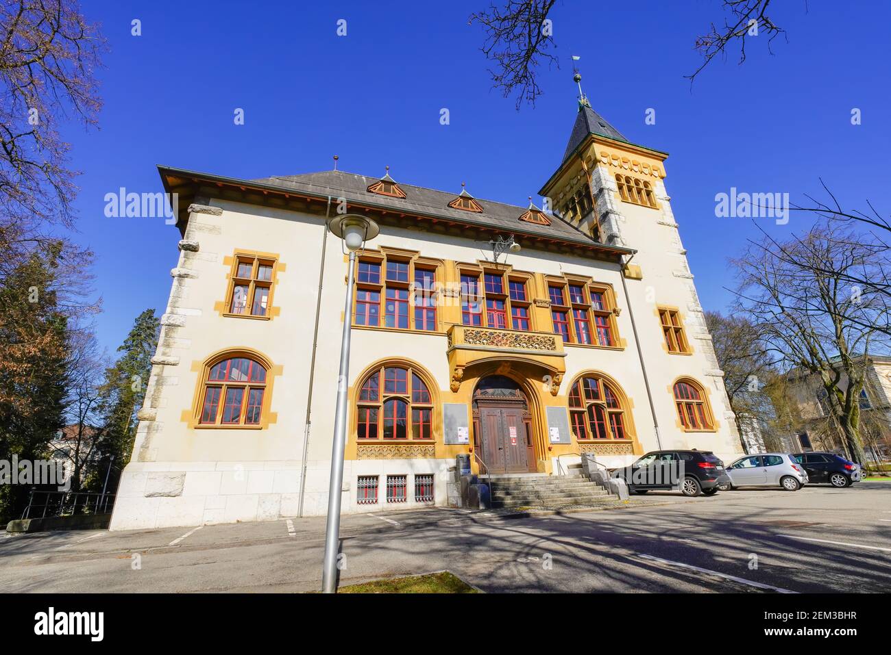 El Solothurn Concert Hall fue diseñado en un estilo arquitectónico histórico (historicista) y abrió sus puertas en 1900. El edificio fue diseñado por el arquitecto suizo Foto de stock