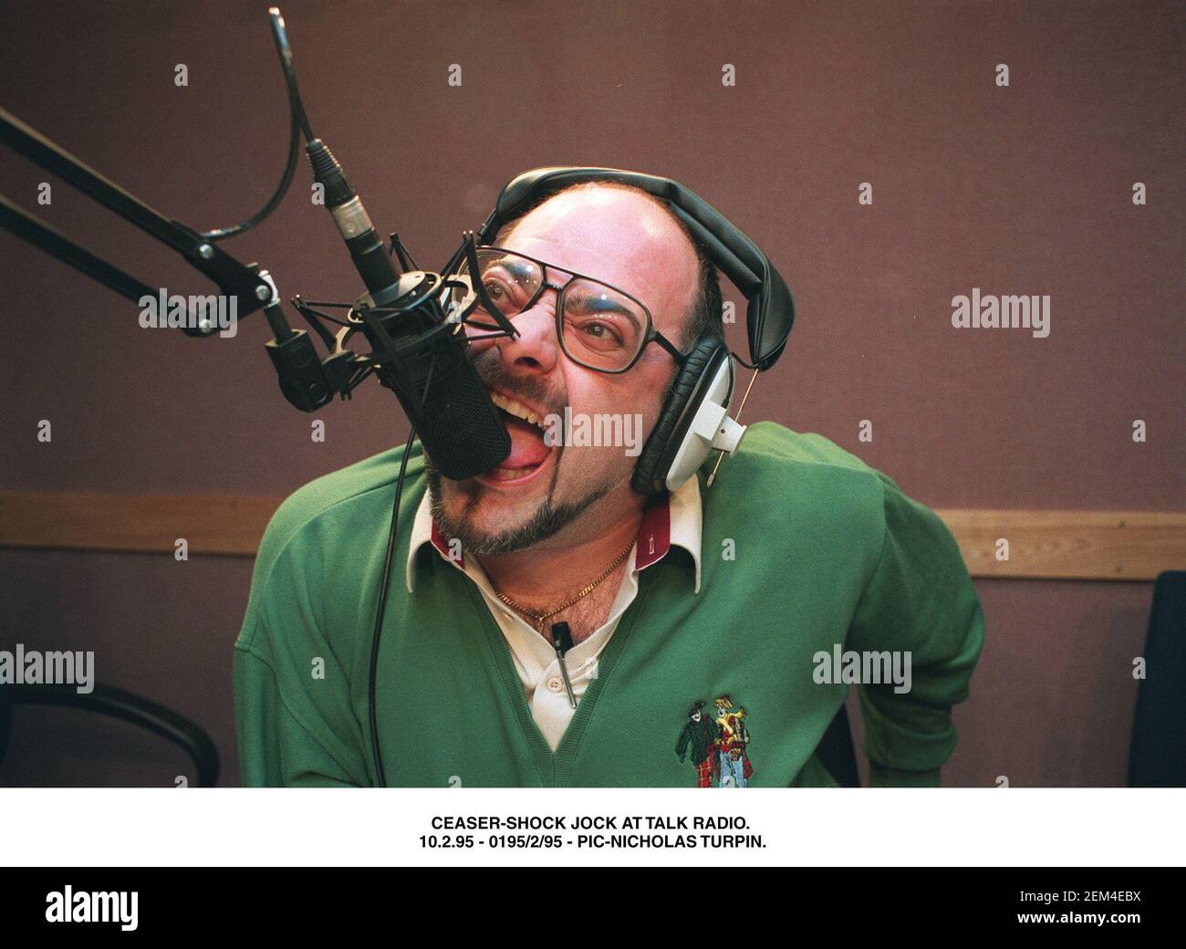 EPD ex Kiss FM disc jockey Ceasar el Geezer uno De Talk Radio UKs equipo de  presentadores profundamente chocantes Fotografía de stock - Alamy