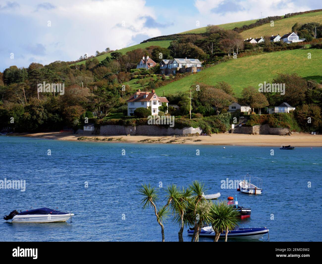 Small's Cove y East Portlemouth visto desde Salcombe, South Devon. Foto de stock