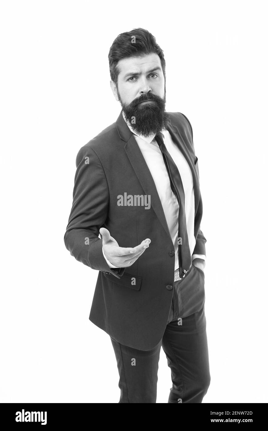 Traje de hombre de negocios formal. Hombre de negocios moderno trabajador  de oficina. Concepto de vida de oficina. Él sabe quién es jefe aquí. Hombre  con barba segura postura aislada blanco. Hipster