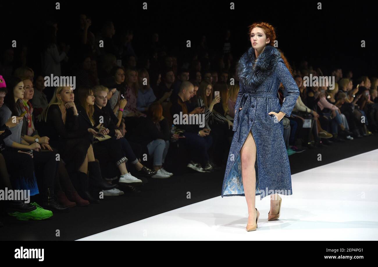 Moda rusa mujer 2019 hot sale