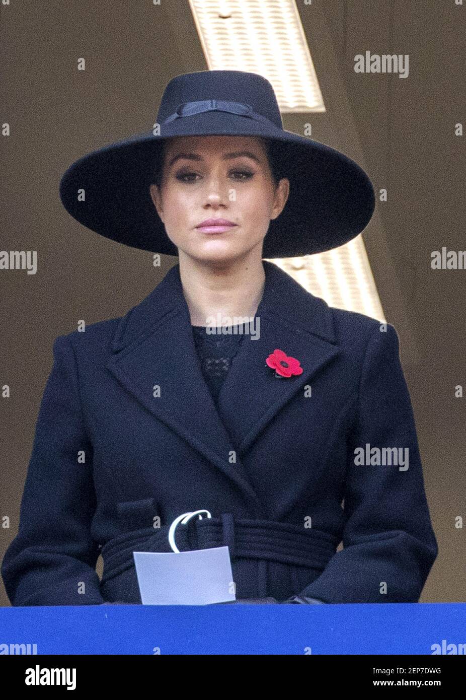 Meghan Markle Duquesa de Sussex durante el servicio nacional de recuerdo en el Cenotaph en Westminster, Londres, Gran Bretaña el 10 de noviembre de 2019.(Foto de PPE/Nieboer/Sipa USA) Foto de stock
