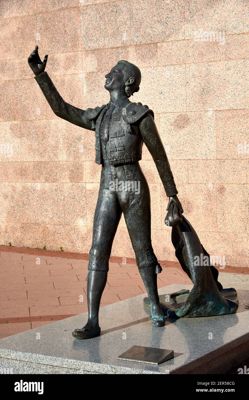 Escultura de Luis Miguel Dominguin, Madrid, España Foto de stock