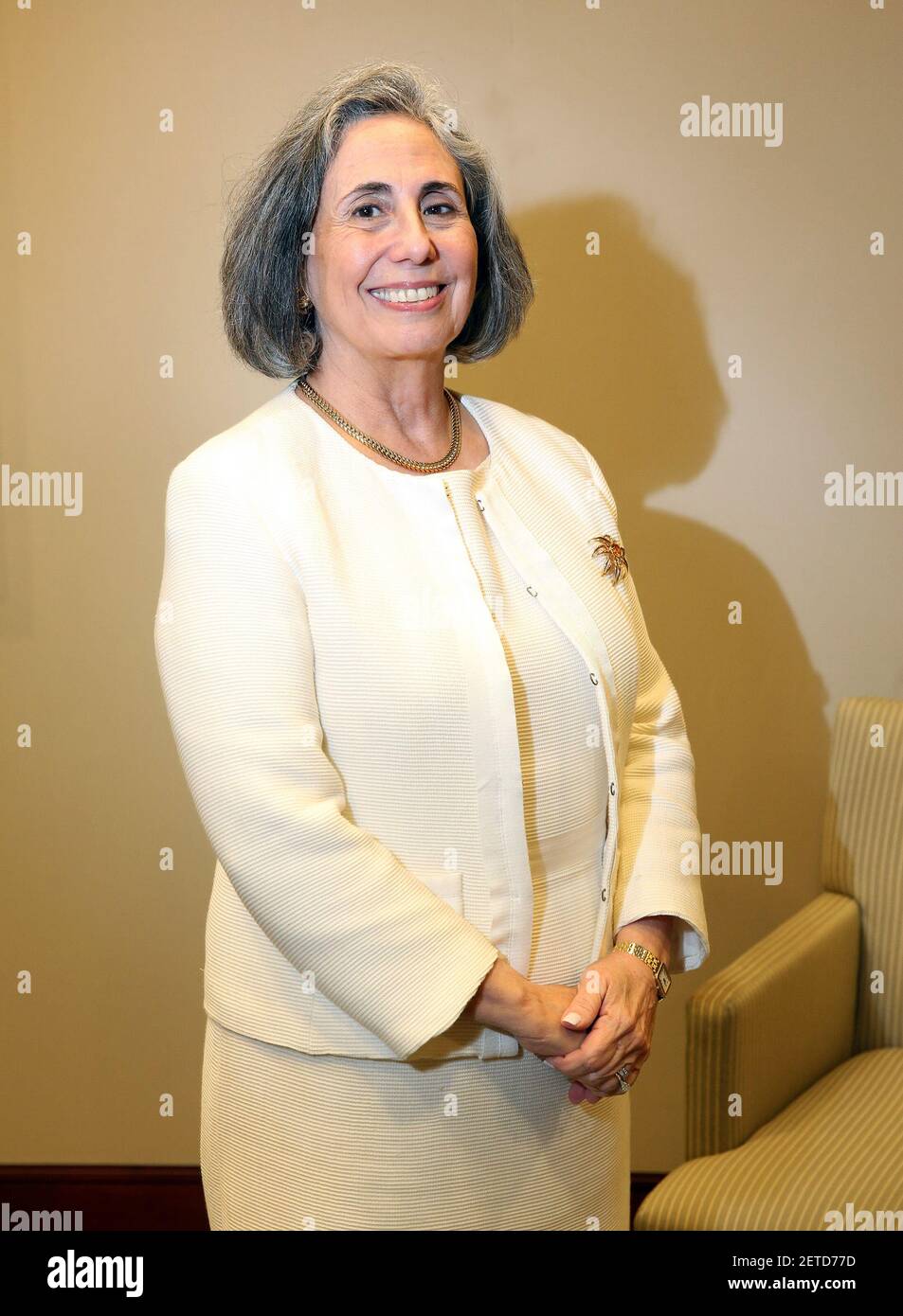 Teresa Valdez-Fauli Weintraub es directora gerente de gestión de riqueza en  Merrill Lynch y también es presidenta global del Foro Internacional de  mujeres. Además, ha tenido una larga carrera como líder de