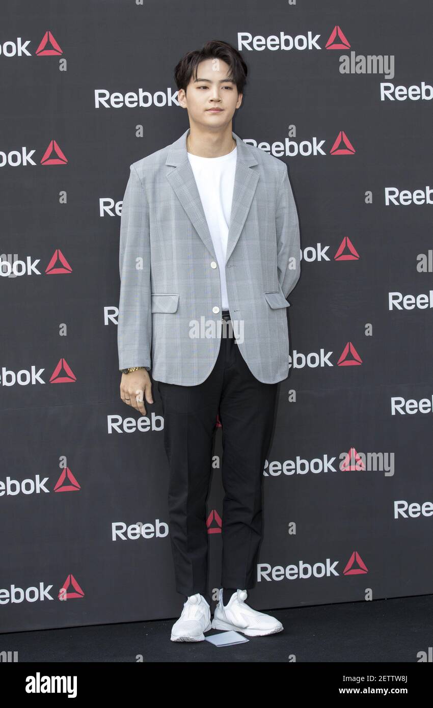 Representación soplo acortar 26 Mayo 2017 - Seúl, Corea del Sur : el grupo K-Pop Boys, miembro de GOT7  JB, asiste a la llamada de fotos del lanzamiento de Reebok Shoes en Seúl,  Corea del