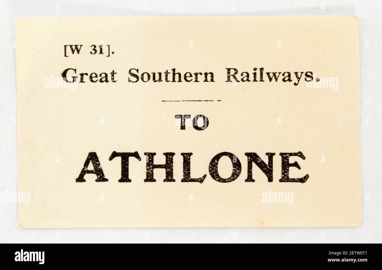 Antigua etiqueta de equipaje de ferrocarril a Athlone Foto de stock