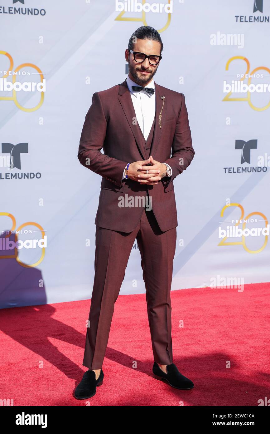 Maluma caminando sobre la alfombra roja Billboard Latin Music Awards 2018  celebrado en el Mandalay Bay Events Center en las Vegas, Nevada, el 26 de  abril de 2018. (Foto de Alberto E.