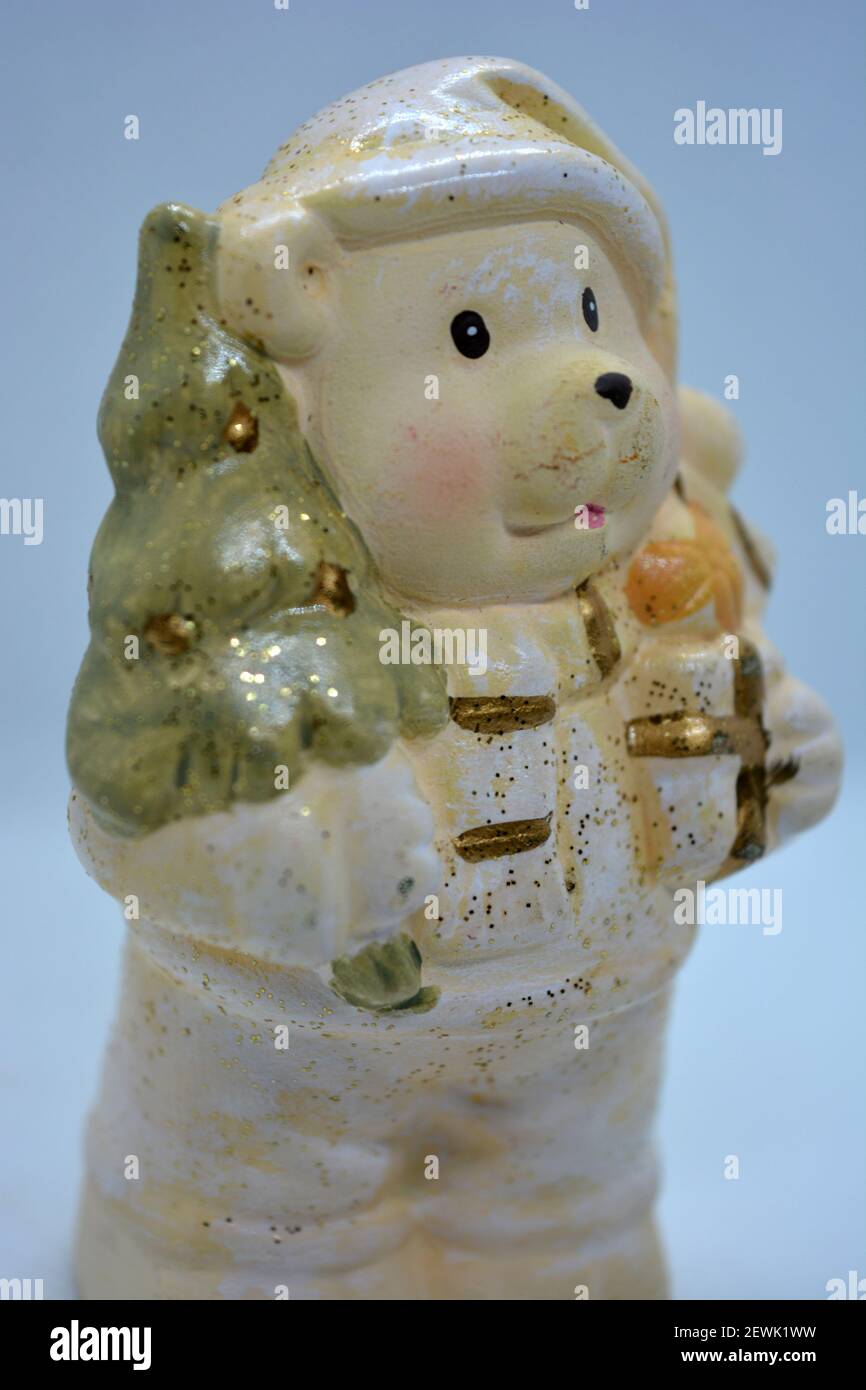 Navidad muñeco de nieve china decoración figurillas con otras decoraciones  hechas por Villeroy & Boch detrás Fotografía de stock - Alamy