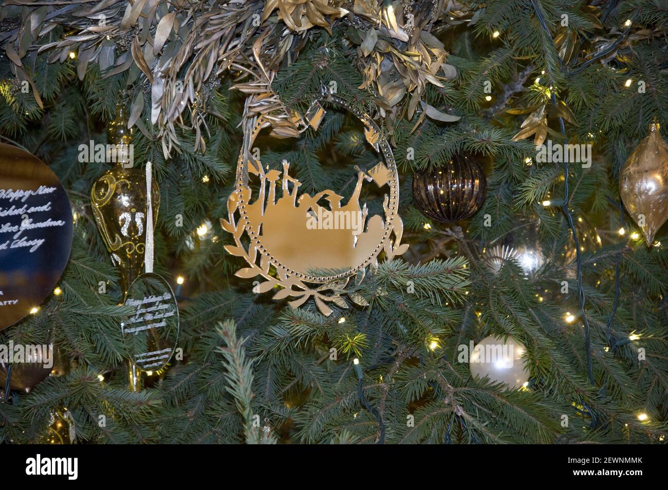 Las decoraciones navideñas de la Casa Blanca de 2016 son vistas de antemano para la prensa en la Casa Blanca en Washington, DC el martes, 29 de noviembre de 2016. En la Las decoraciones navideñas de la Casa Blanca de 2016 son vistas de antemano para la prensa en la Casa Blanca en Washington, DC el martes, 29 de noviembre de 2016. En la