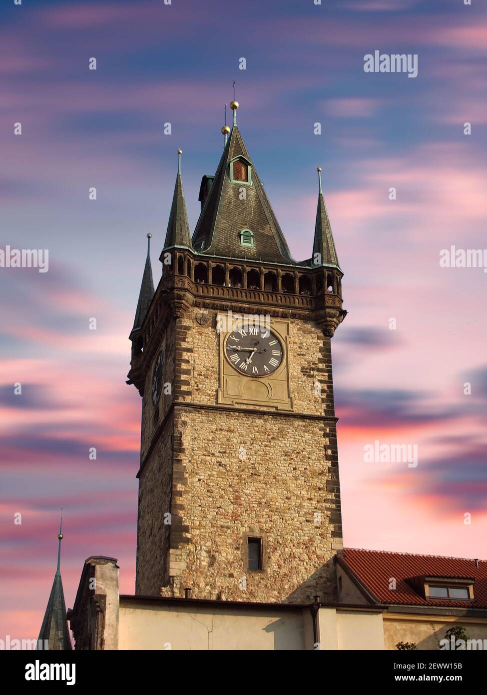 Vista panorámica del Reloj Astronómico de Praga, Torre del Reloj en Praga, República Checa. Foto de stock