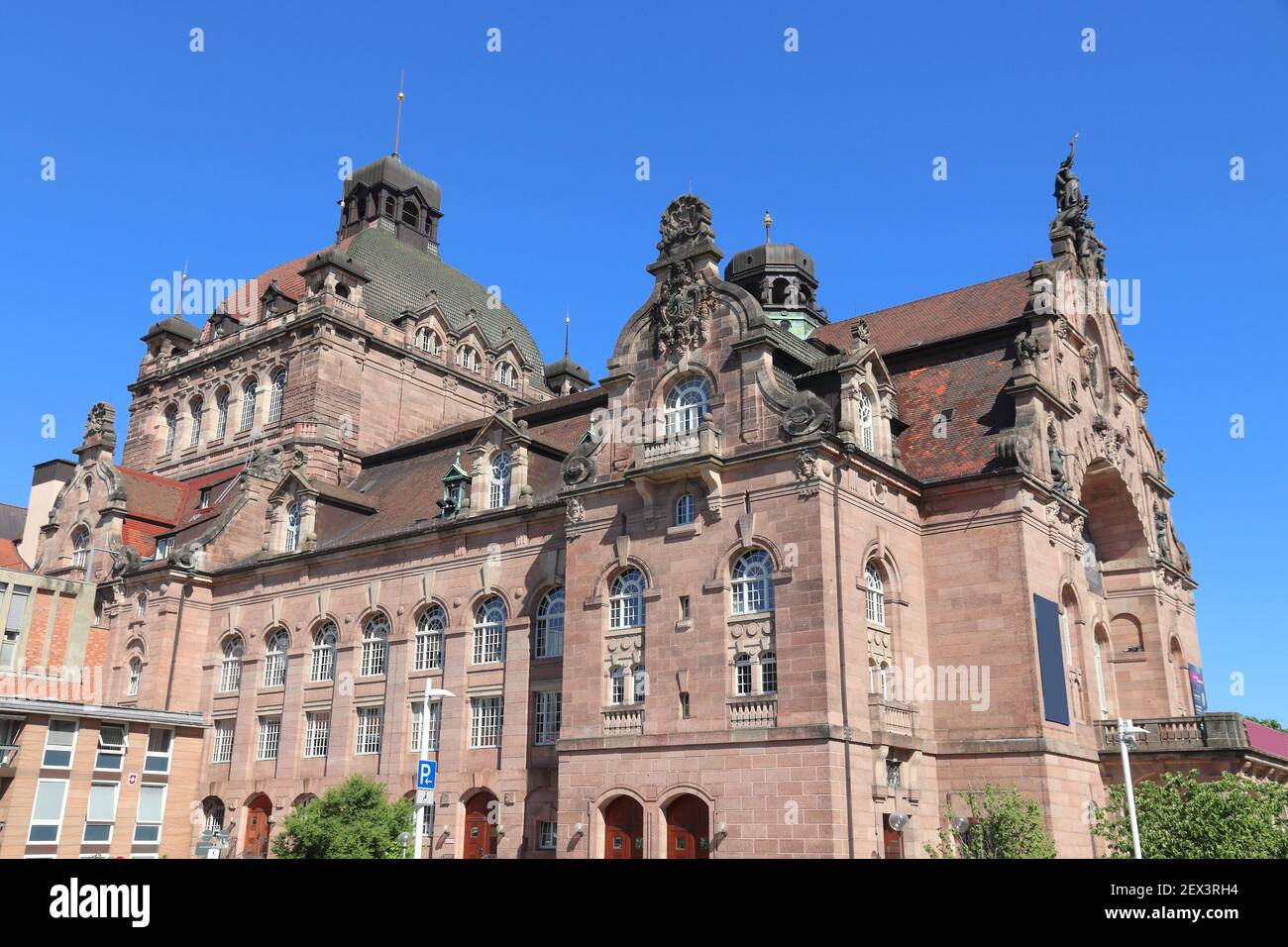 Nuremberg, Alemania. Opernhaus (Opera House) - edificio cultural. Alemania. Foto de stock