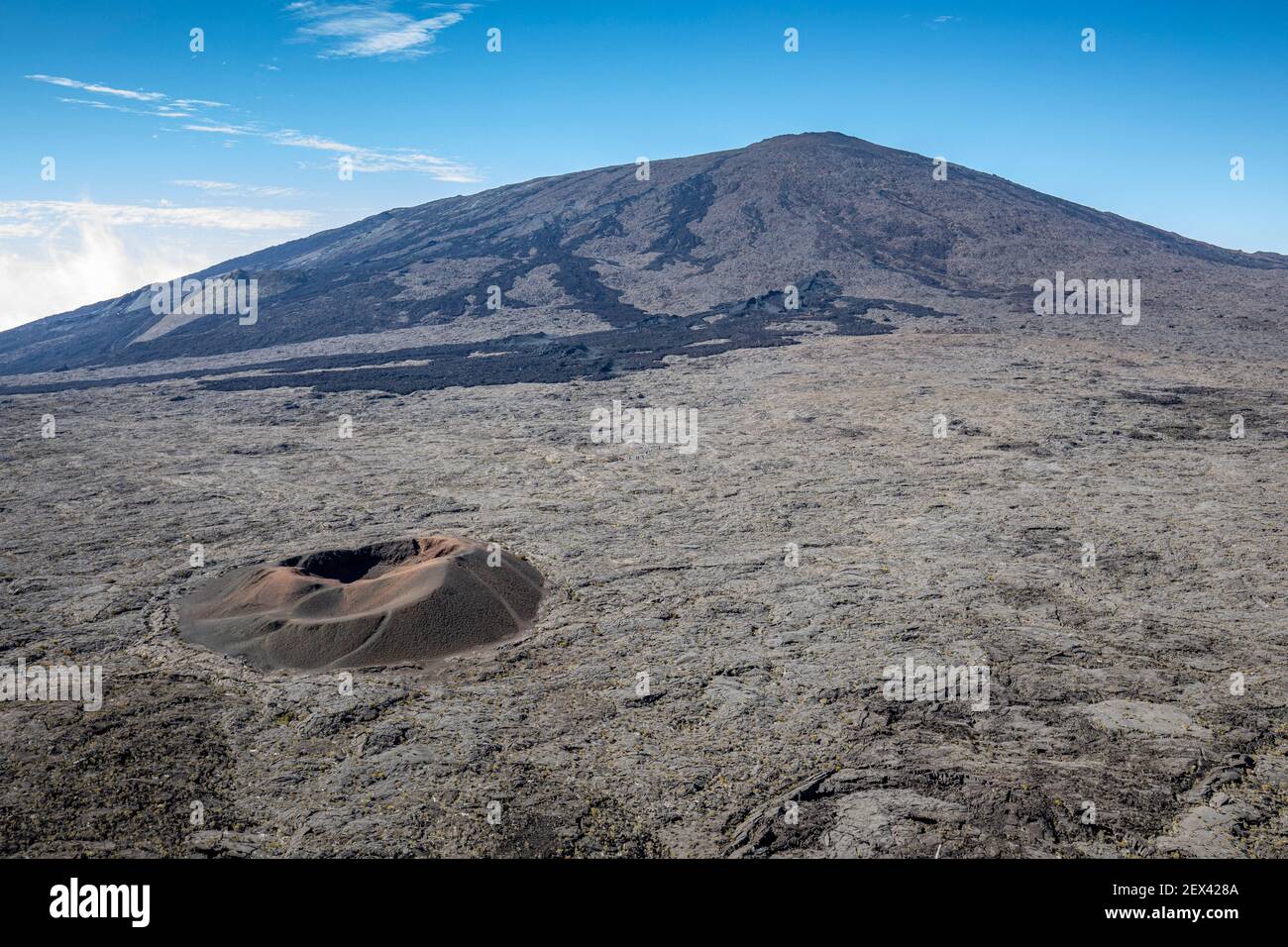 Piton de la Fournaise, uno de los volcanes más activos del Reunión, departamento de