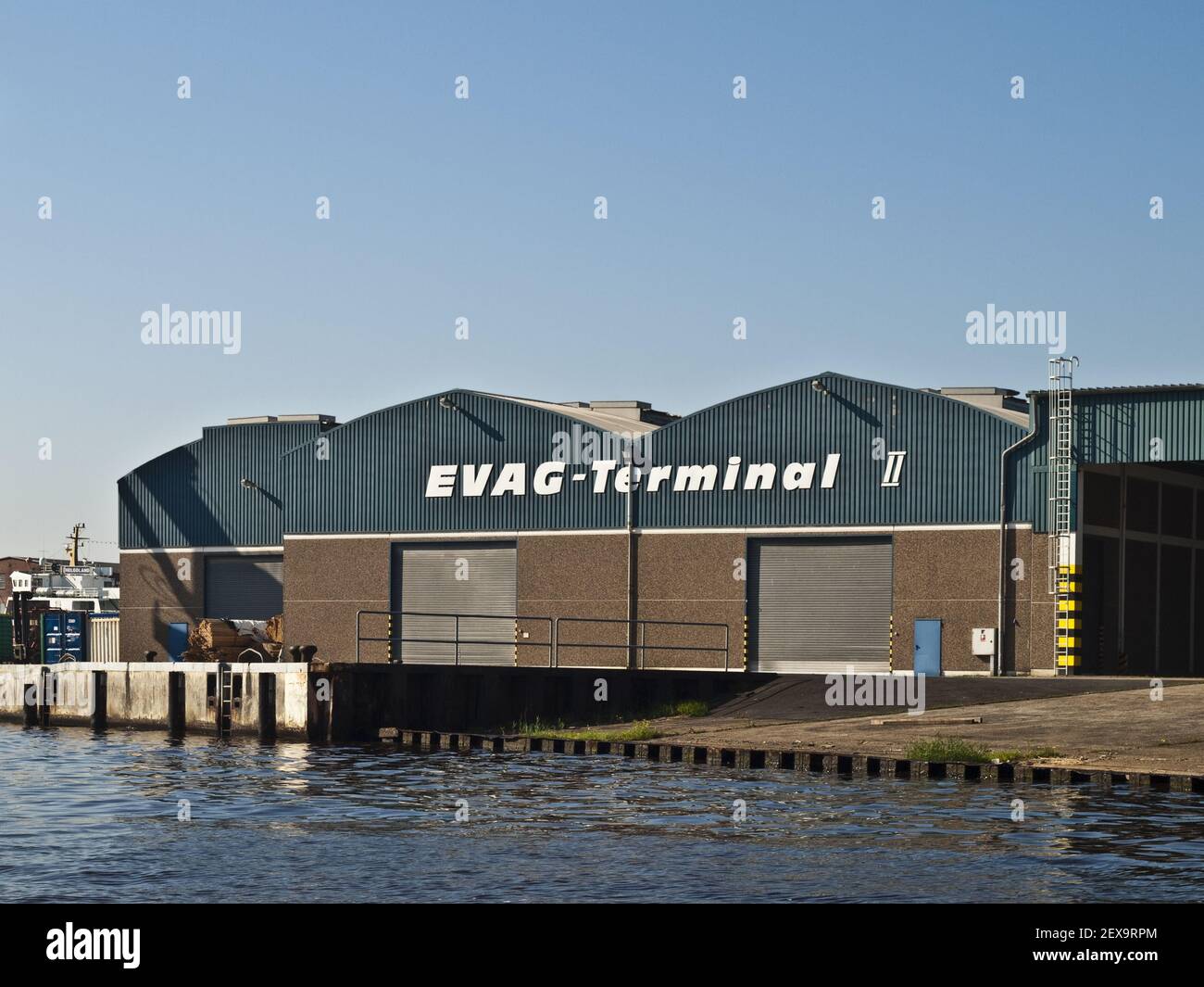Terminal II de EVAG en Emden Inner Harbor, Alemania Foto de stock
