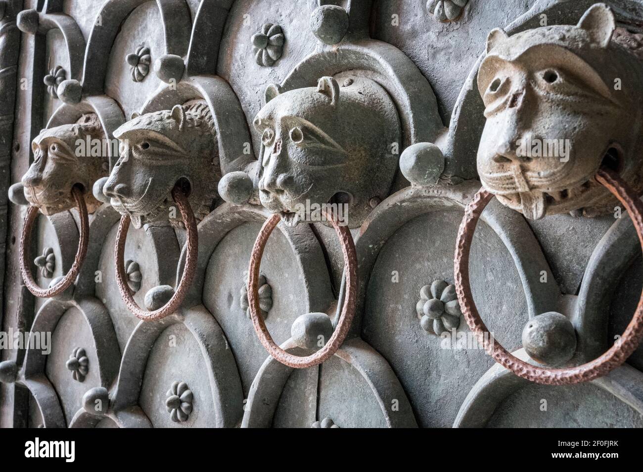 Venecia, Italia. Detalle de la puerta de la Basílica de San Marcos (San La Basílica de San Marcos), la de San Marcos Foto de stock