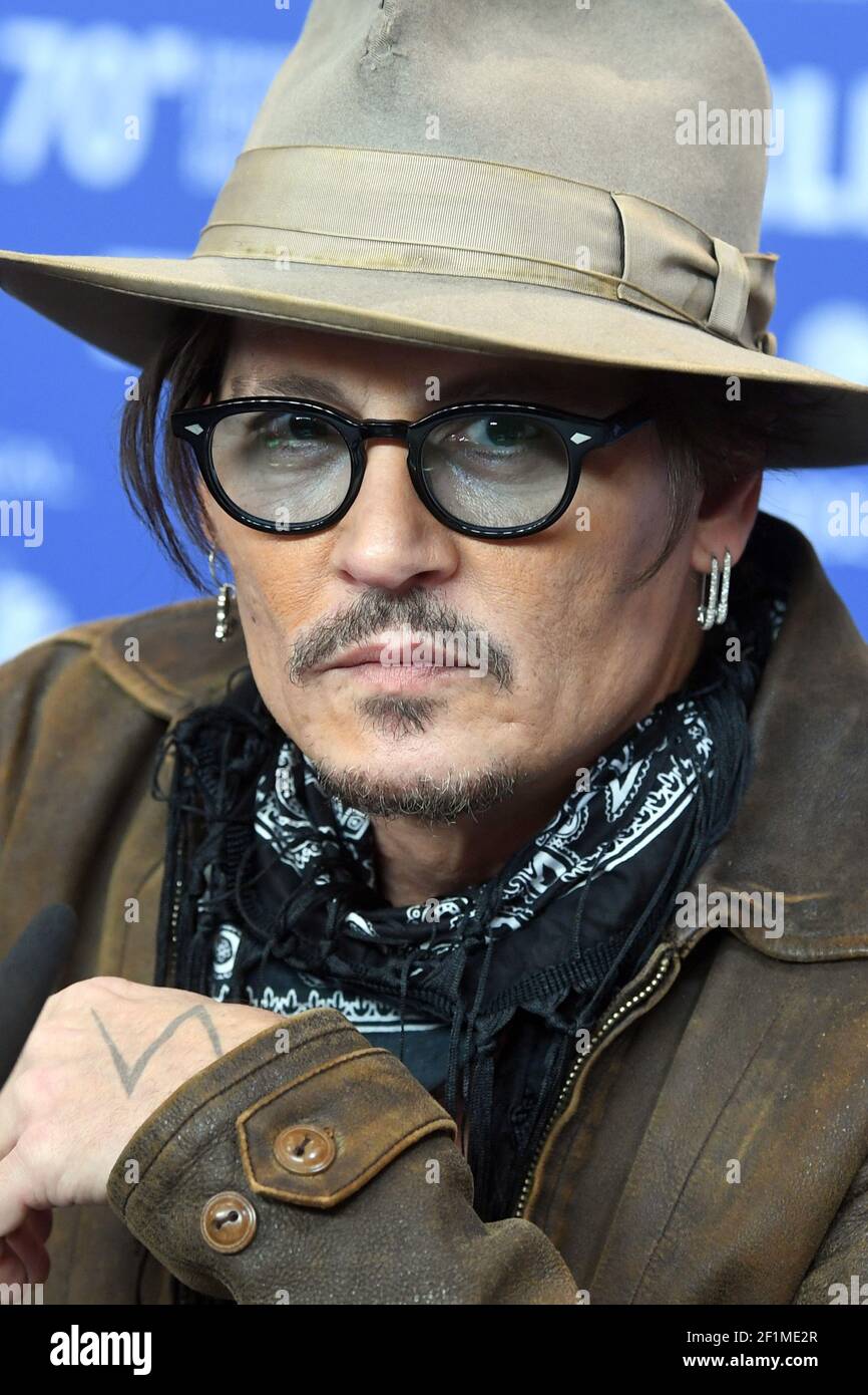 Johnny Depp asiste a la conferencia de prensa de Minamata durante el Festival Internacional de Cine de Berlín de 70th. 21st de febrero de 2020 © Paul Treadway Foto de stock