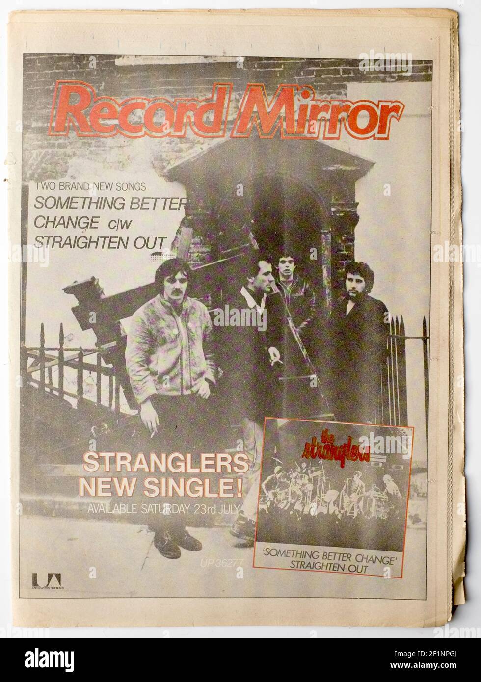 Back Page Anuncio para los Stranglers en la revista Record Mirror 1977 Foto de stock